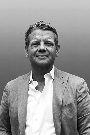 Alexander R. Stenzel